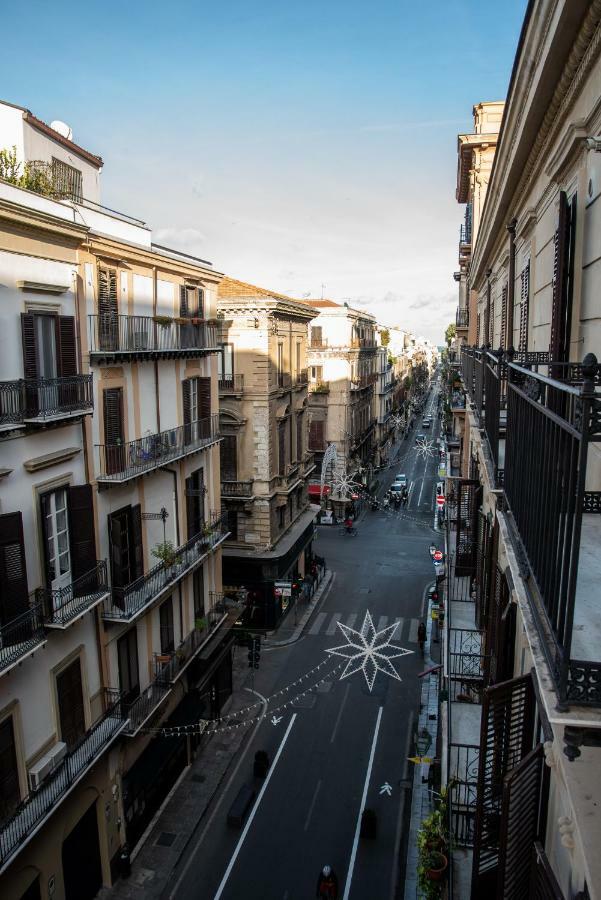 Appartamento Palazzo Pace Al Cassaro Palermo Buitenkant foto