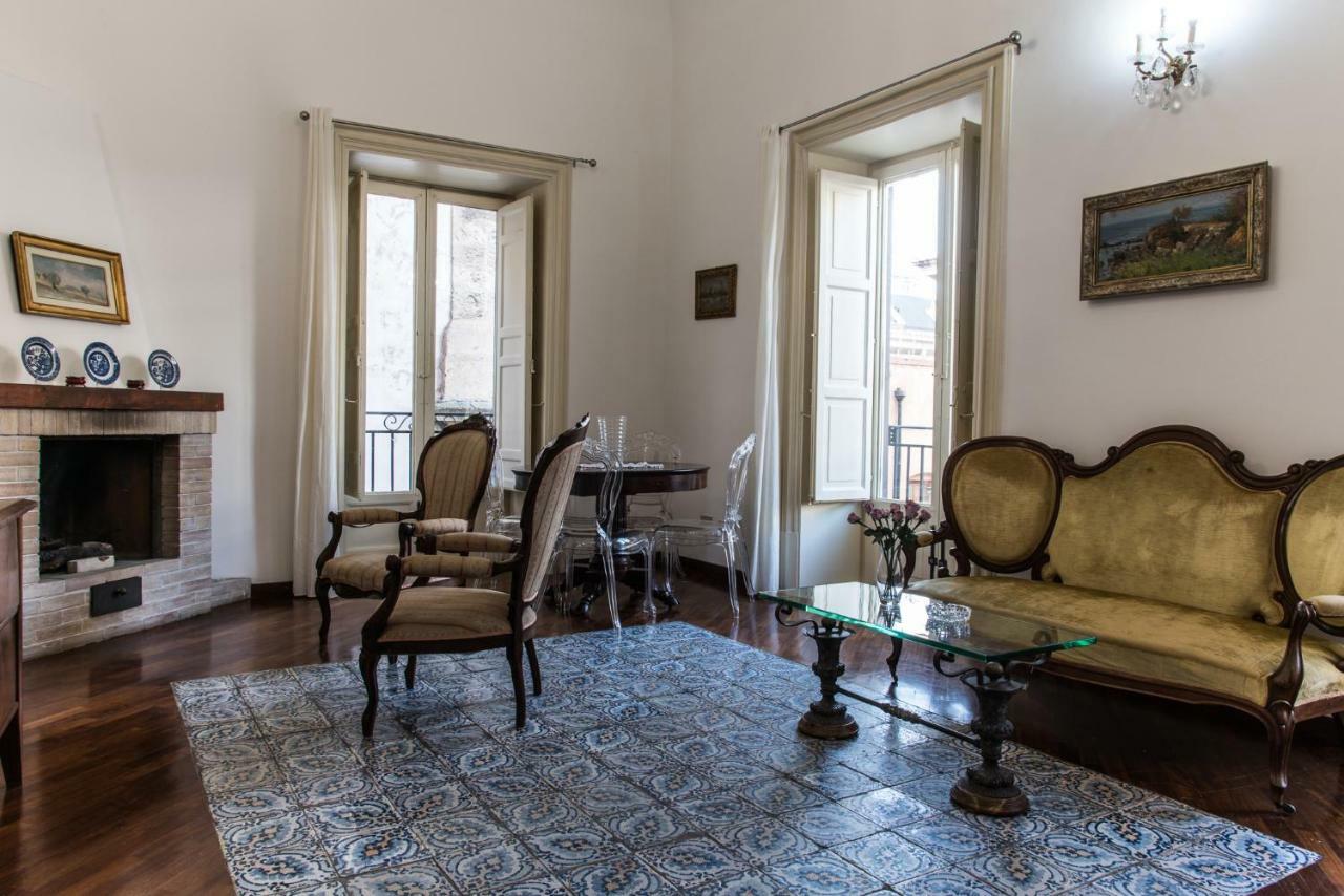 Appartamento Palazzo Pace Al Cassaro Palermo Buitenkant foto
