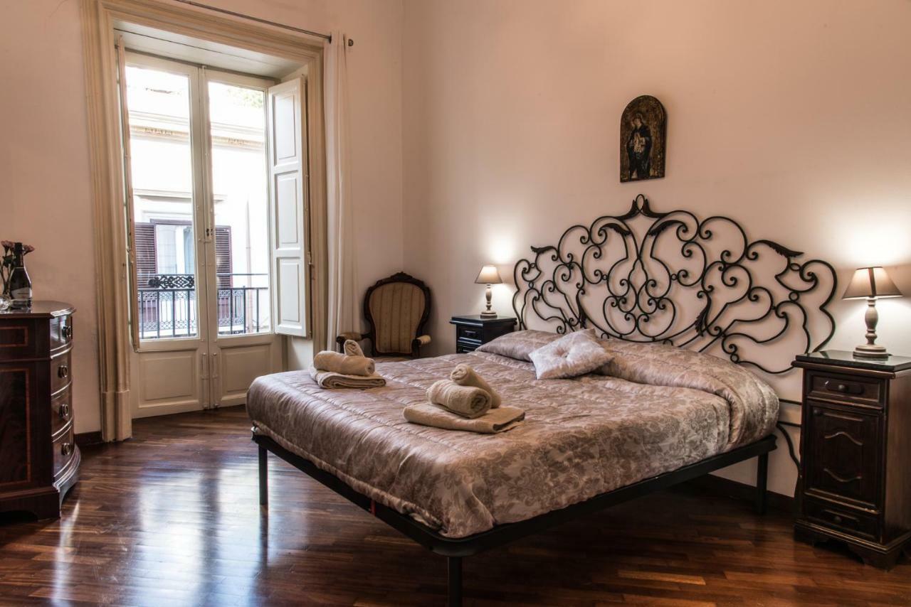 Appartamento Palazzo Pace Al Cassaro Palermo Buitenkant foto