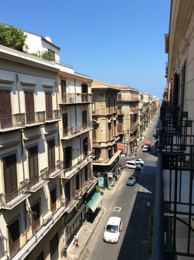 Appartamento Palazzo Pace Al Cassaro Palermo Buitenkant foto