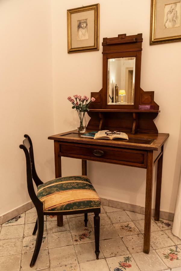 Appartamento Palazzo Pace Al Cassaro Palermo Buitenkant foto